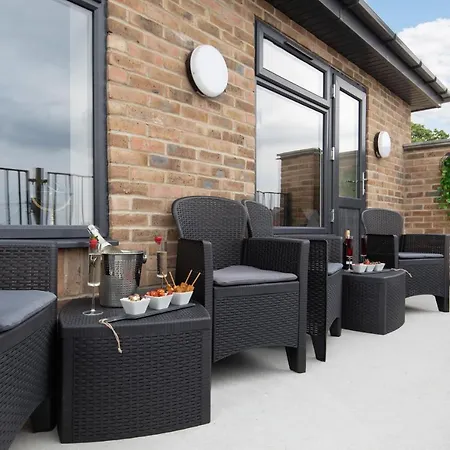 Homely - North London Apartments Wembley